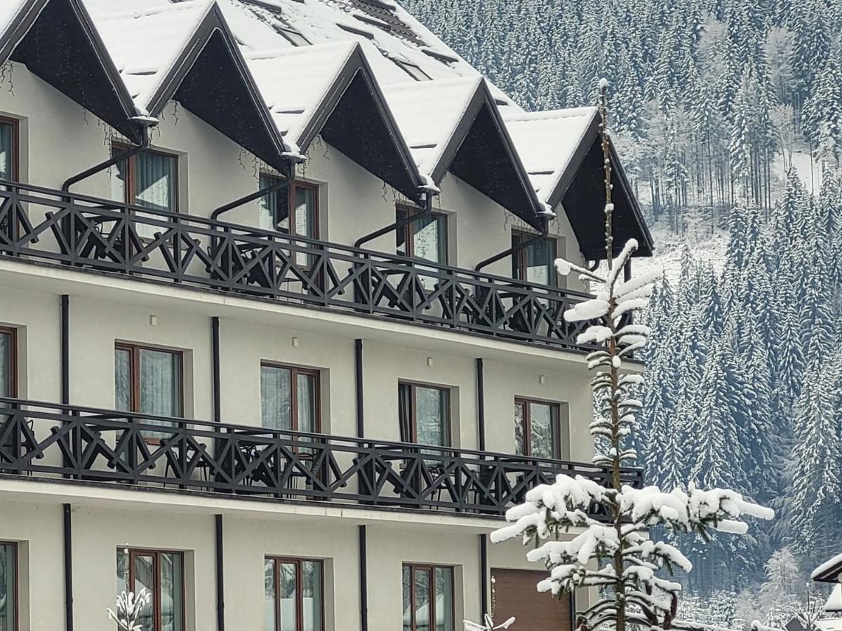 Zaporizʹka Sich Hotel Bukovel Bagian luar foto
